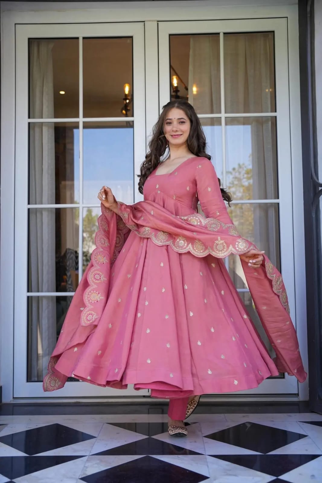 BEAUTIFUL PINK COLOR PARTY WEAR ANARKALI GOWN